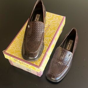 Brighton Lucia black buffalo shoes (USED / GOOD CONDITION)